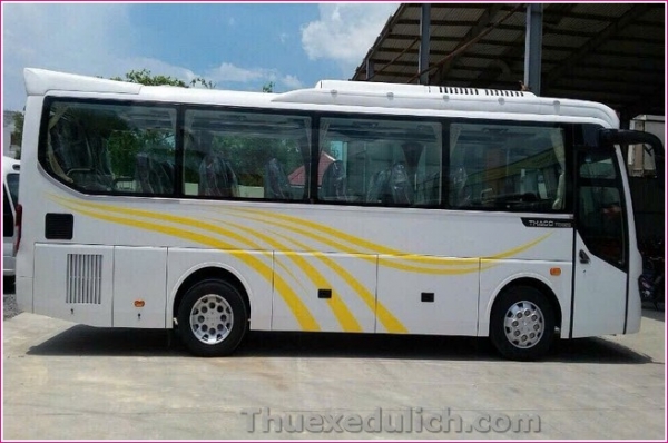 Giá thuê xe từ 16 chỗ đến 45 chỗ: Hà Nội đi sân bay Nội Bài